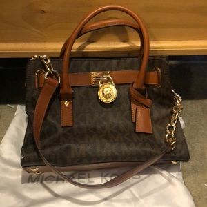 Signature Michael Kors Bag